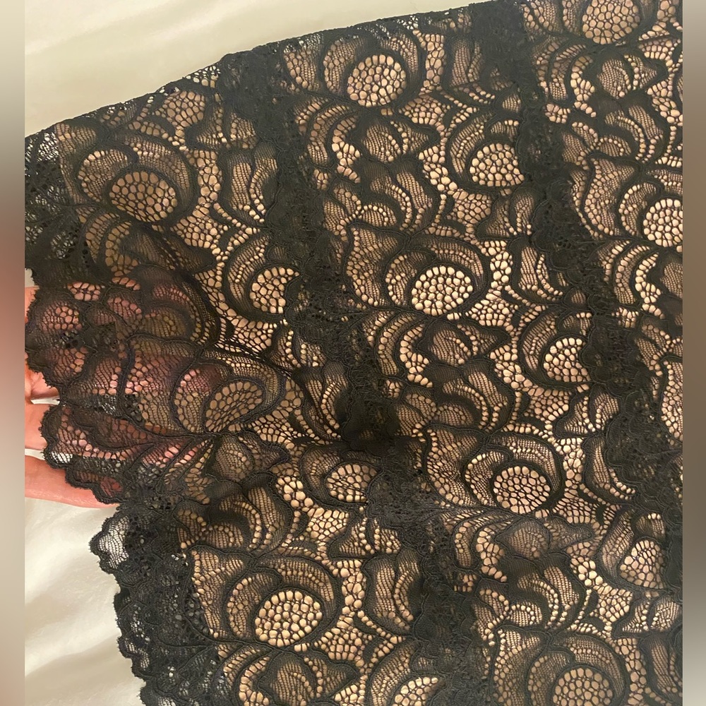 KASON LACE BODYCON DRESS BY GUESS
BLACK - Picture 5 of 6